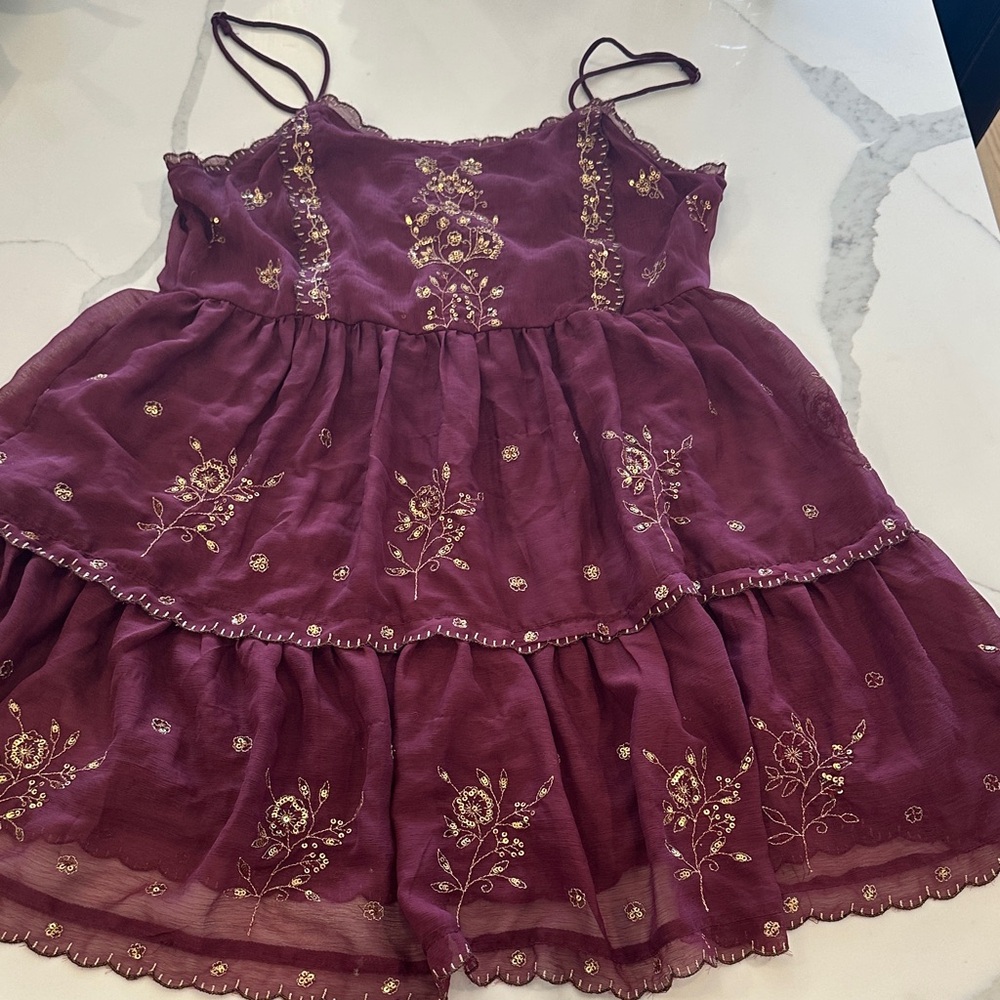 Urban Outfitters Rich Maroon Embroidered Top - Picture 1 of 4